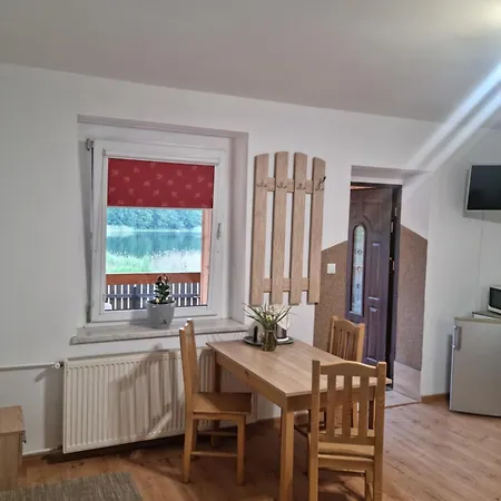 Gospodarstwo agroturystyczne Agro nad jeziorem *