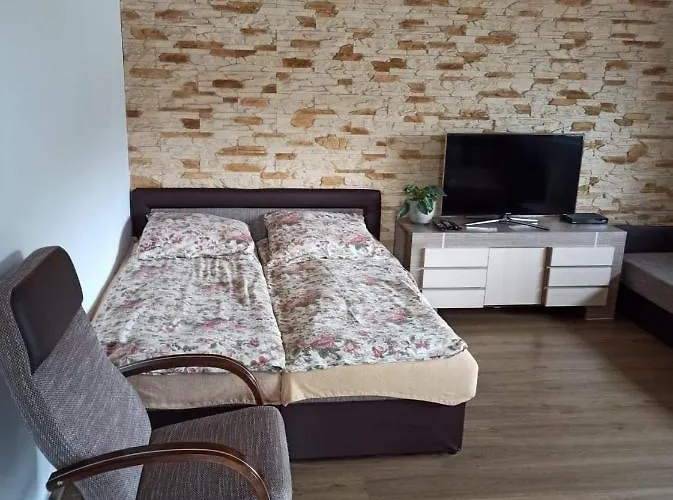 Agro Nad Jeziorem Farma *