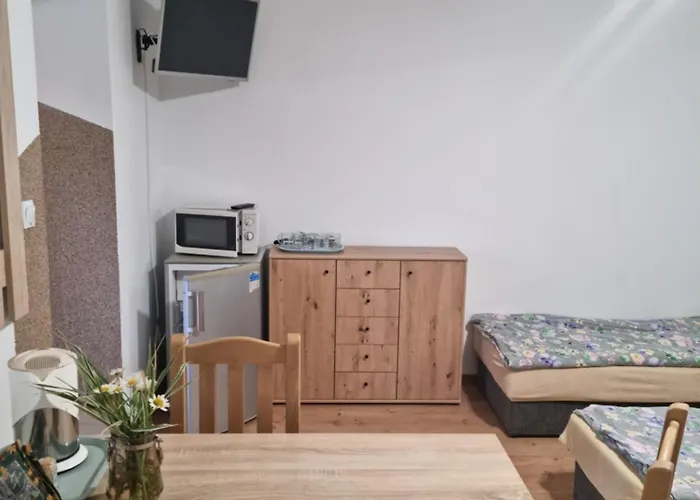 Agro Nad Jeziorem Farma Miastko (Bytow)